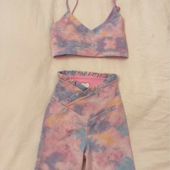Loveshack Fancy x Beach Riot Active Wear / Workout Set, Multi Colour Tie Dye, XS - Picture 5 of 9